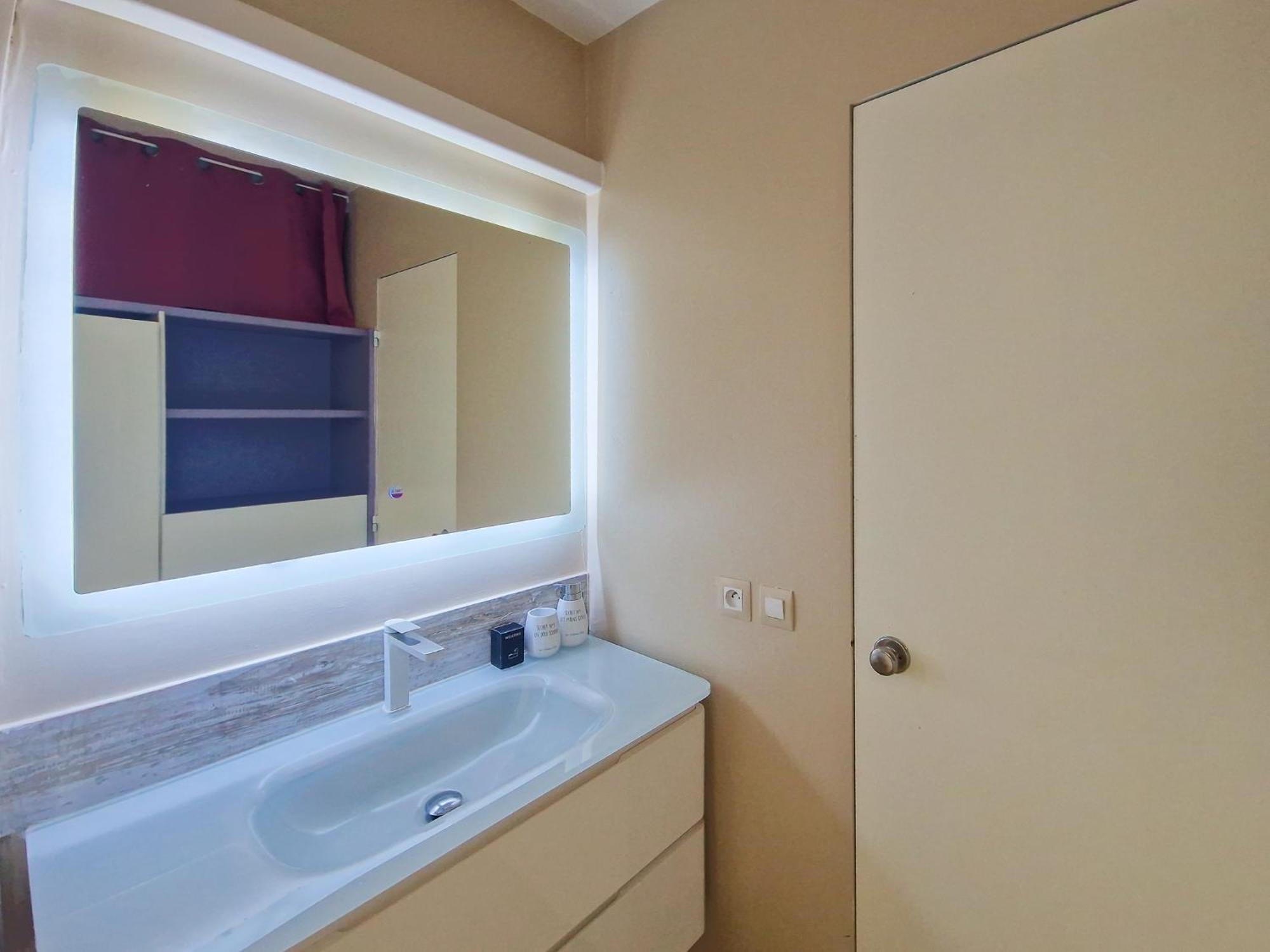 Appartement Terrasse Vue Mer Et Piscine Ле Диамант Екстериор снимка